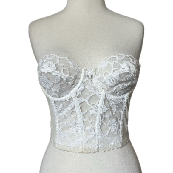VINTAGE VICTORIA’S SECRET Off White Lace Bustier Bra Top